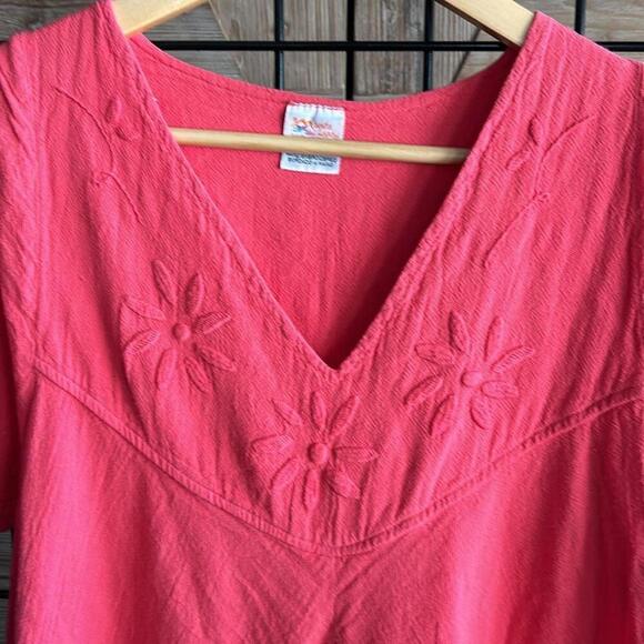 NWT Manta Del Lago Womens Short Sleeve Dress Size Medium Peach Pointed Hem - Picture 2 of 6